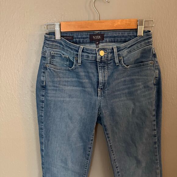 NYDJ Barbara Bootcut Jeans in Heyburn Wash Size 2P casual high rise stretch - Picture 3 of 10